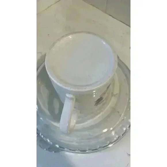 TAZA MONOGRAM INITIAL D Mug, 4 1/8", Pink Floral, Yellow Interior, Pre-Owned - Picture 6 of 6